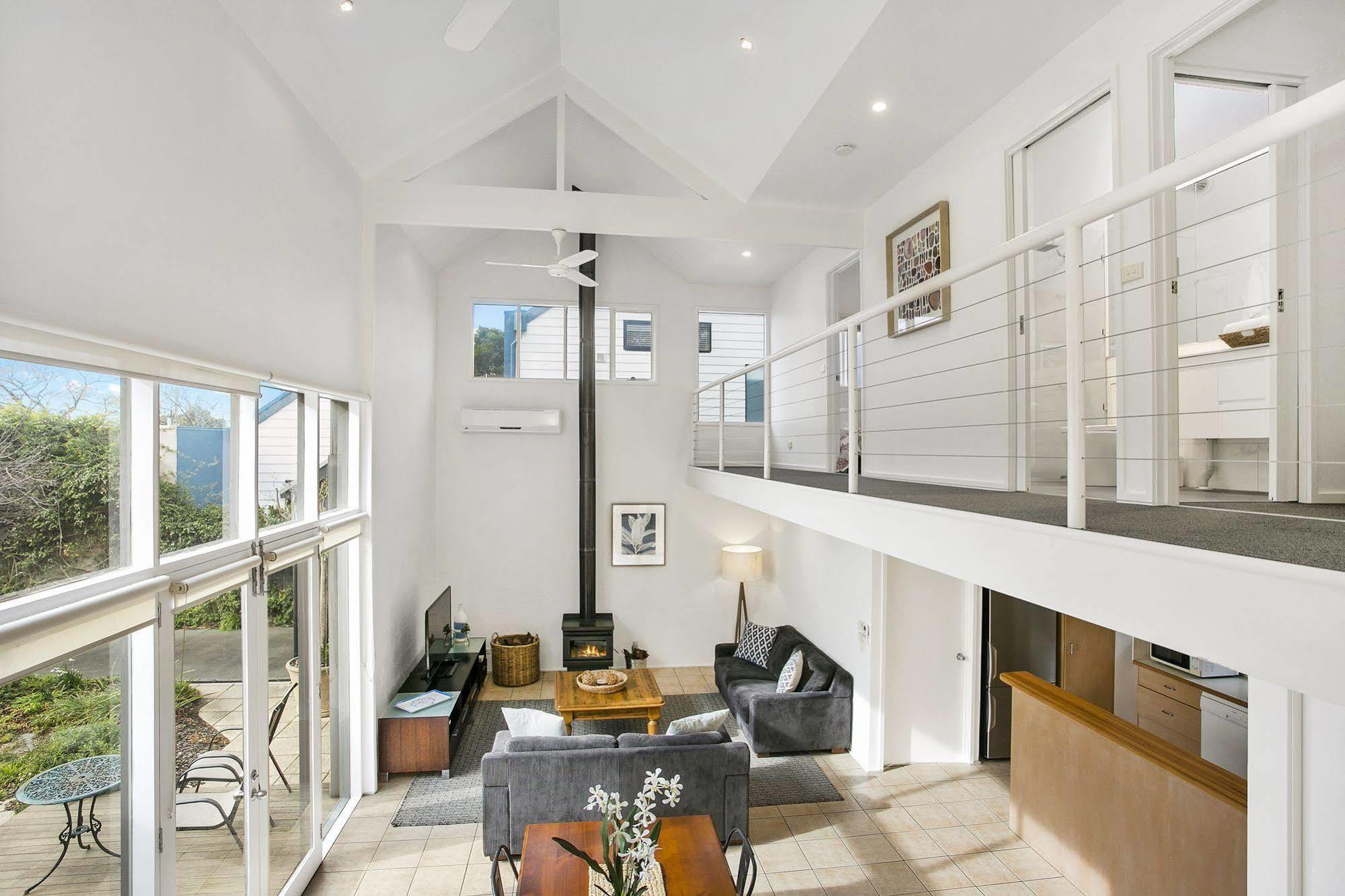 Terrace Lofts Apartments 오션 그로브 외부 사진